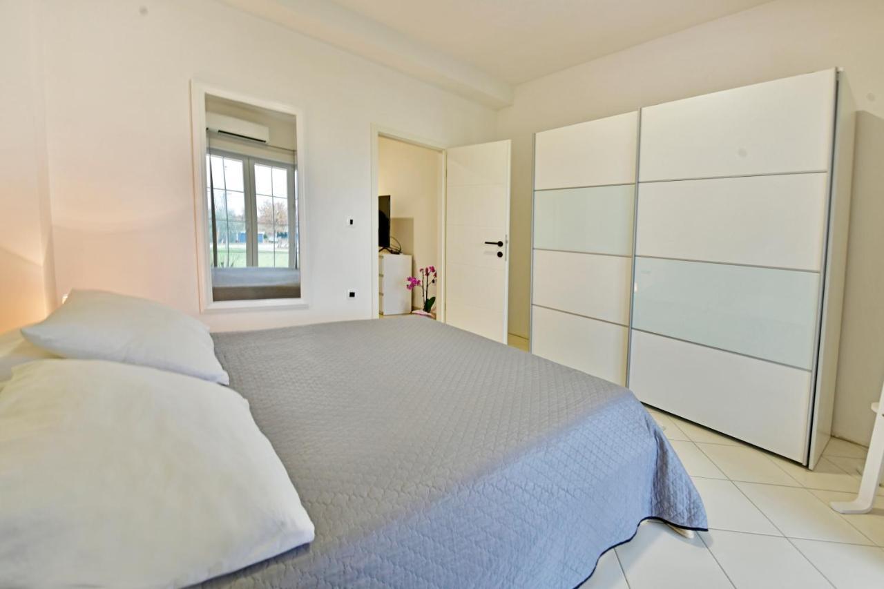 Residence Poreč Buitenkant foto